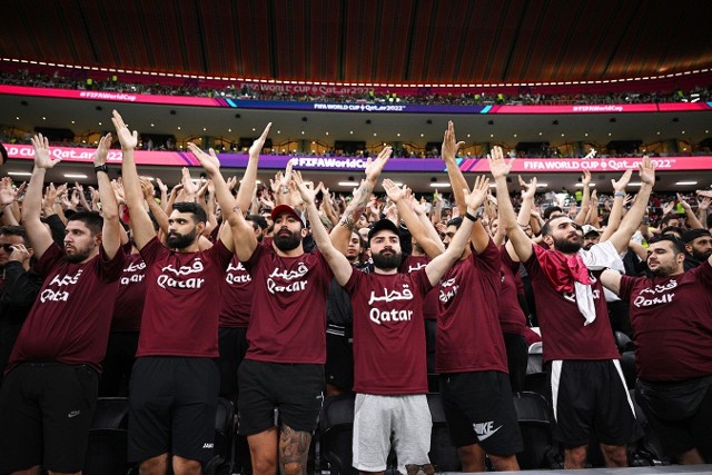 Katarscy „ultrasi” dopingujący „Kasztanowych” w ich debiucie na mistrzostwach świata 2022