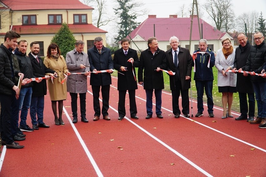 Mieszkańcy Zwolenia mają nowy kompleks sportowy. Powstał przy Zespole Szkół Rolniczo-Technicznych