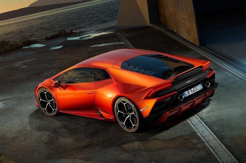 Lamborghini Huracan Evo...