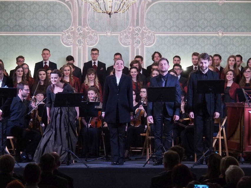 Pałac Branickich. Aula Magna. Festiwal Sztuk Dawnych -...