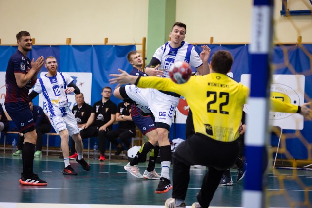 Handball Stal Mielec w swoim poprzednim meczu pokonała Chrobrego Głogów, teraz czeka ich starcie z o wiele mocniejszym rywalem.