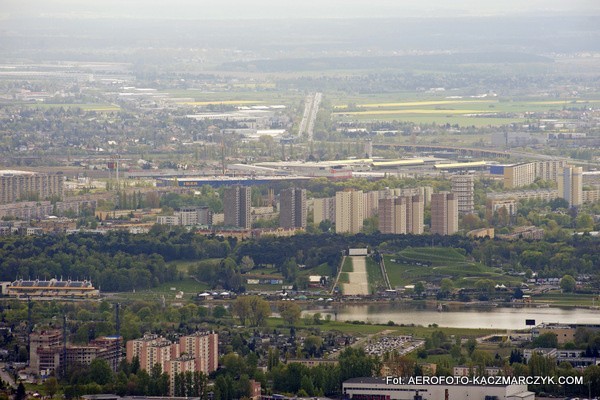 Lotnicze panoramy Poznania. Miasto z góry