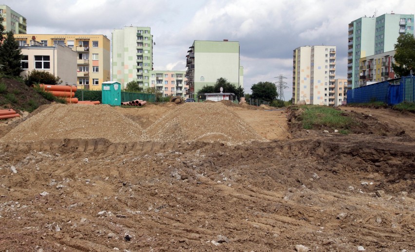 W weekend na placu budowy ul. Jackowskiego w Grudziądzu...