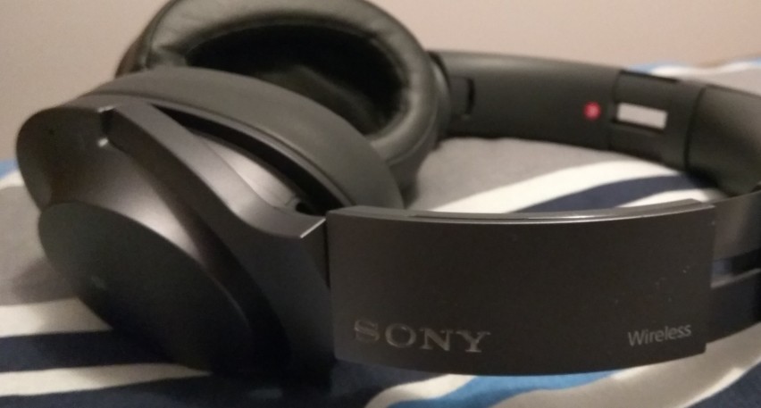 Słuchawki bezprzewodowe Sony h.ear on 2 WH-H900N - wygodne, przyjazne i dobrze brzmiące [NASZ TEST, FILM] - Laboratorium, odc. 16