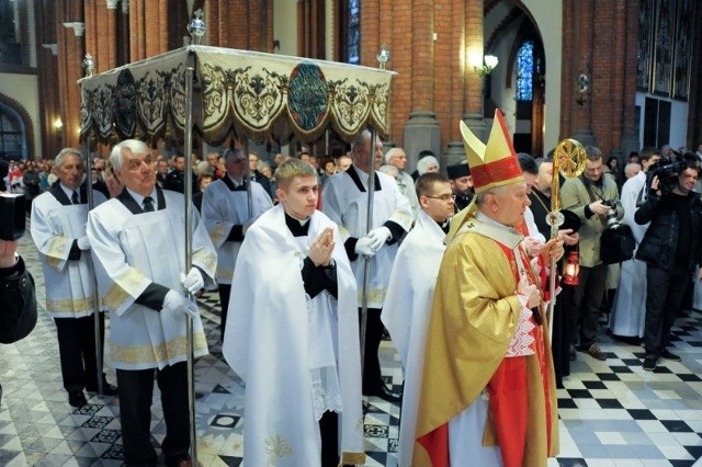 Kościół farny. Procesja rezurekcyjna