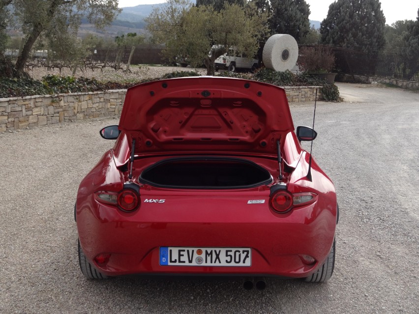 Mazda MX-5 RF....