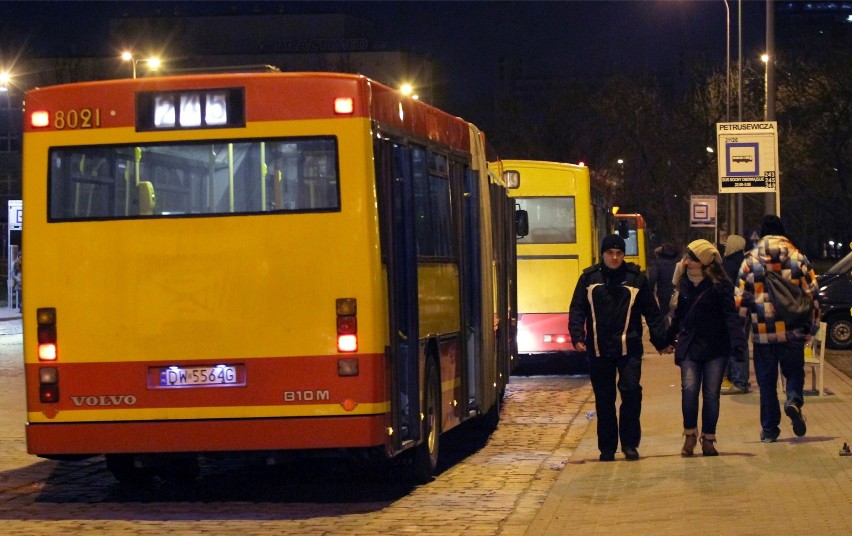 Autobus linii 148 -  38,12% spóźnień...