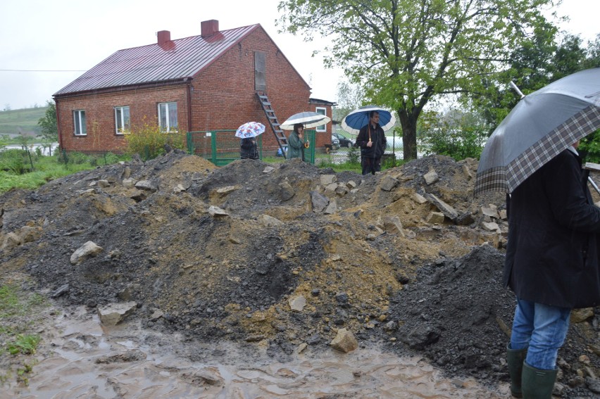 Powiat proszowicki. Strażacy walczą ze skutkami ulew [ZDJĘCIA]