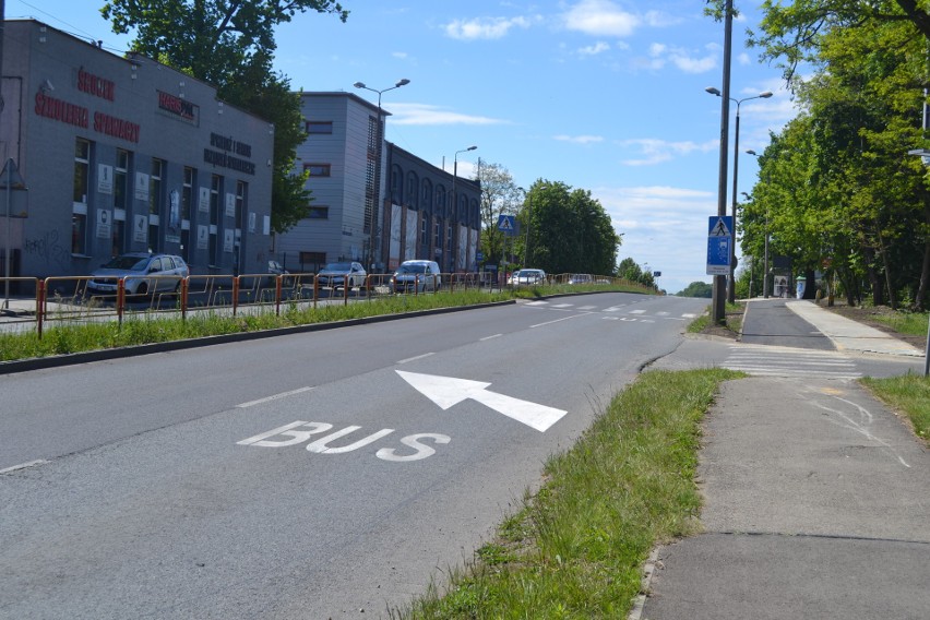 Kontrowersyjny bus pas w Zagórzu nie podoba się wielu...