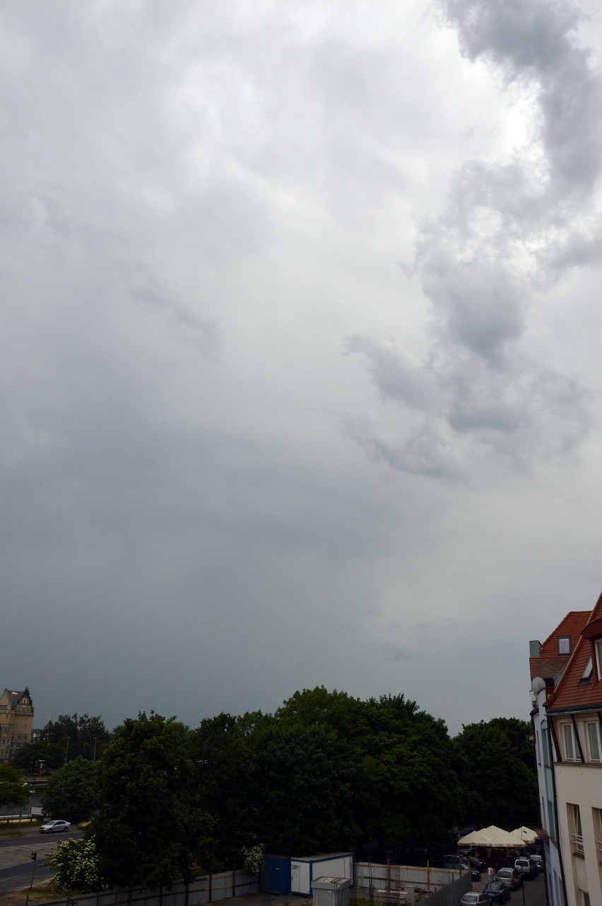 Ostrzeżenie przed burzami w Szczecinie [POGODA] 