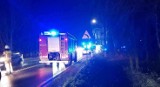 Wypadek śmiertelny na drodze krajowej 52 w Inwałdzie (gmina Andrychów). Zginął mężczyzna potrącony przez samochód. Zdjęcia