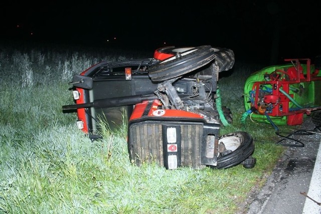 Dokładne okoliczności tego wypadku wyjaśnić ma prowadzone przez policjantów postępowanie.