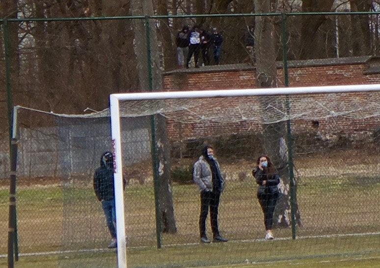 Texom Sokół Sieniawa pokonał Koronę II Kielce. Gol z rzutu karnego dał trzy punkty [ZDJĘCIA]