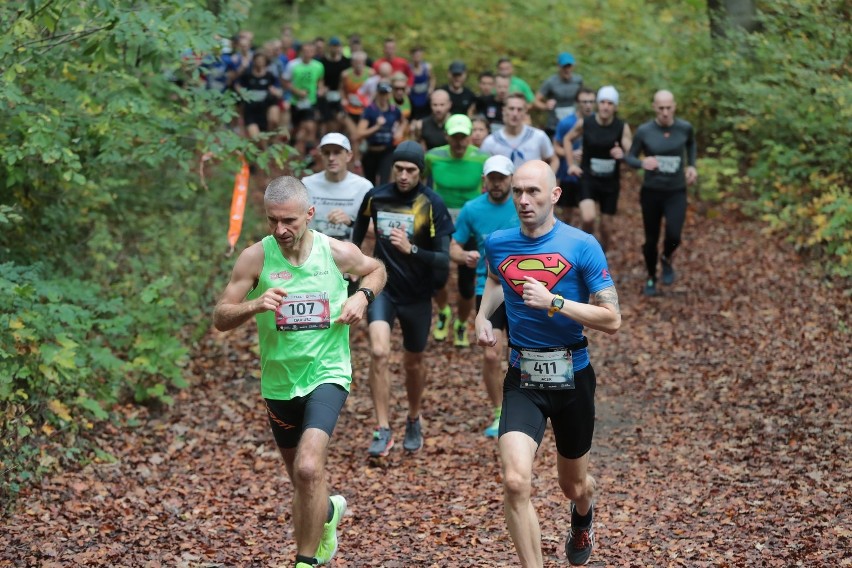 Niemal 700 osób na rozpoczęciu sezonu City Trail w Puszczy Bukowej w Szczecinie [ZDJĘCIA]