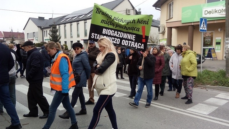 Mieszkańcy Michałowa w środę, 30 października zablokowali...