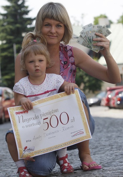 Pani Aneta Dankiewicz-Kozera za wygraną w loterii kupi córce wspaniały prezent.