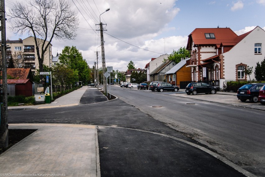 Ostrów Mazowiecka. Remont ulicy Kościuszki, 26.05.2020. Finał prac coraz bliżej. Wkrótce będzie można pojechać po nowej nawierzchni. Zdjęcia