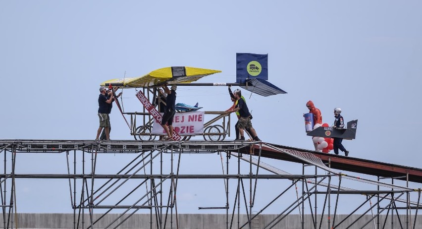 Podczas drugiego dnia Konkursu Lotów Red Bull 2019 w Gdyni...