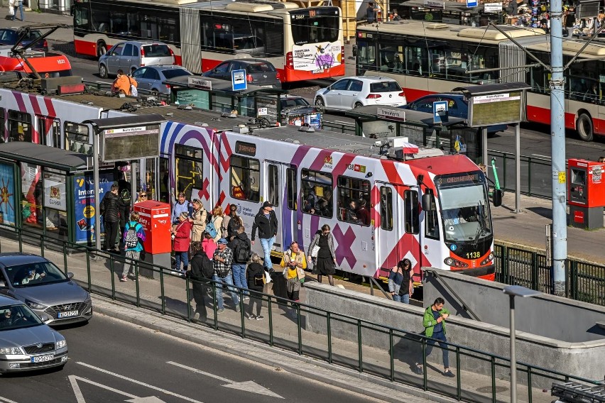 Komunikacja miejska na Wszystkich Świętych w Gdańsku 2022