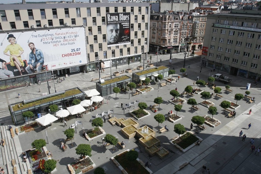 Nie doceniacie zmian w Katowicach? Oto jak się zmienił rynek ZDJĘCIA