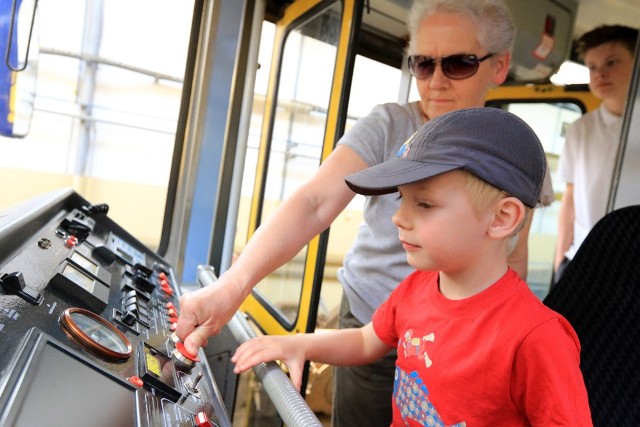 Drzwi otwarte w zajezdni tramwajowej MZK w Toruniu [ZDJĘCIA]Zobacz także: Noc Muzeów w Toruniu [ATRAKCJE]NowosciTorun