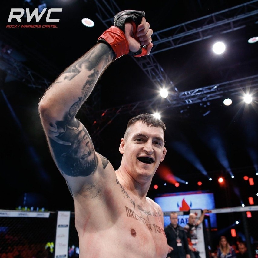 Były zawodnik VIVE Kielce i reprezentacji Polski Damian Kostrzewa wygrał walkę w MMA [ZDJĘCIA]