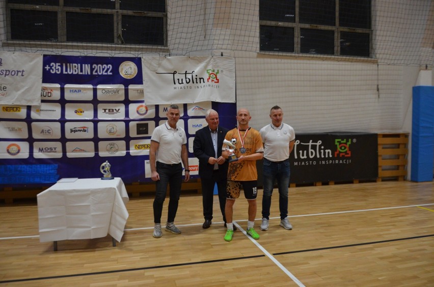 Piłkarze Lublinianki zwyciężyli w II Ogólnopolskim Turniej Piłki Nożnej Halowej +35 Lubelskie 2022 