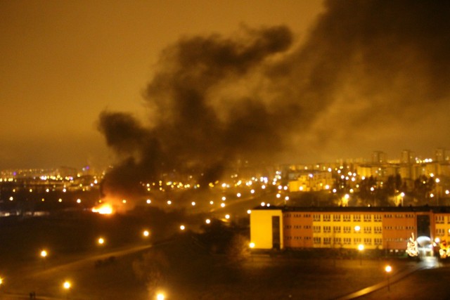 Pożar krzaków na osiedlu LSM w Lublinie