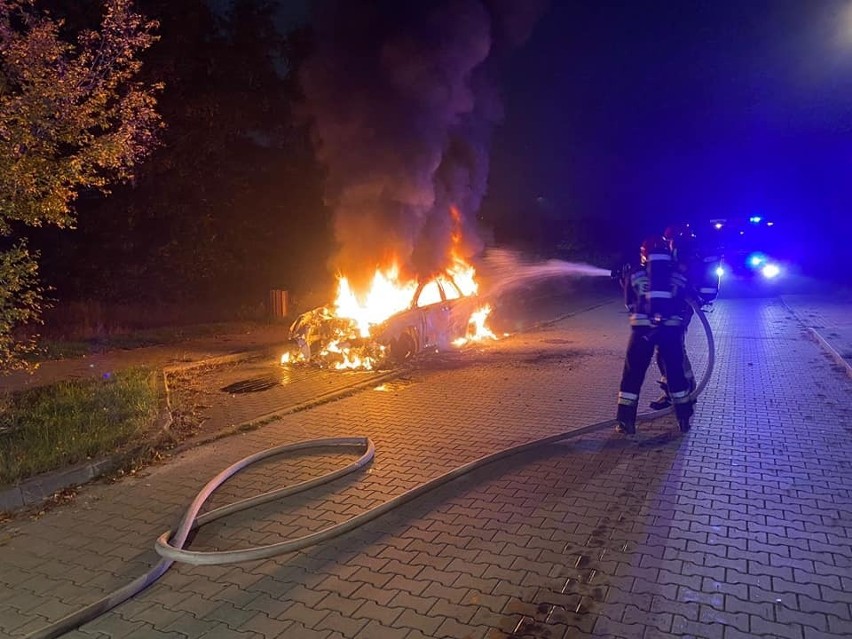 Pożar samochodu przy ul. Turkusowej