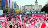 Nowy Sącz jest białą plamą na mapach miejskich Stref Kibica. Sądecznie oglądają mecze w domach lub zaglądają do pubów