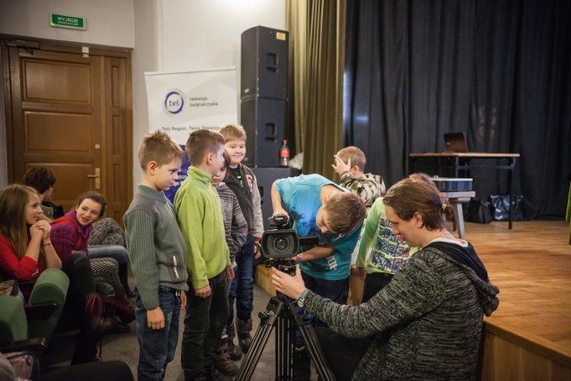 W pierwszym tygodniu ferii w Pińczowskim Samorządowym Centrum Kultury odbyło się wiele różnych zajęć. Największym zainteresowaniem cieszyły się warsztaty telewizyjnego dziennikarstwa.