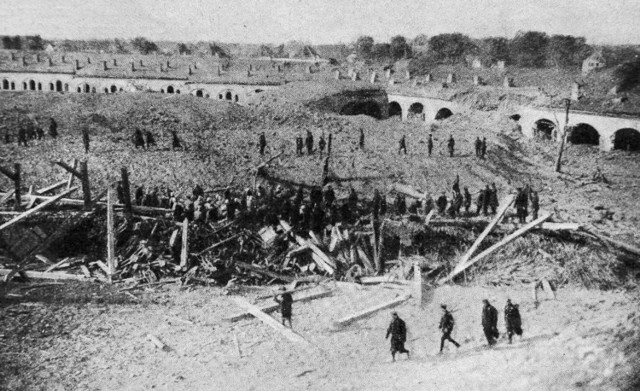 W zamachu bombowym na Cytadelę w 1923 r. zginęło 28 osób. 89 zostało rannych.