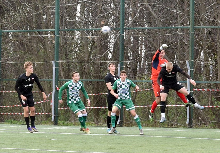 3 liga. Wisłoka Dębica pewnie ograła rezerwy Cracovii. Wszystkie gole padły w pierwszej połowie