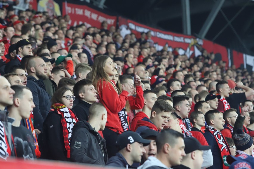 Kibice na meczu Widzew Łódź - Elana Toruń który zakończył się remisem 1:1.