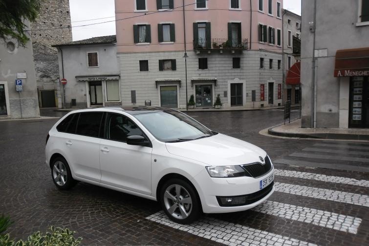 Pierwsza jazda: Skoda Rapid Spaceback, czyli hatchback po...