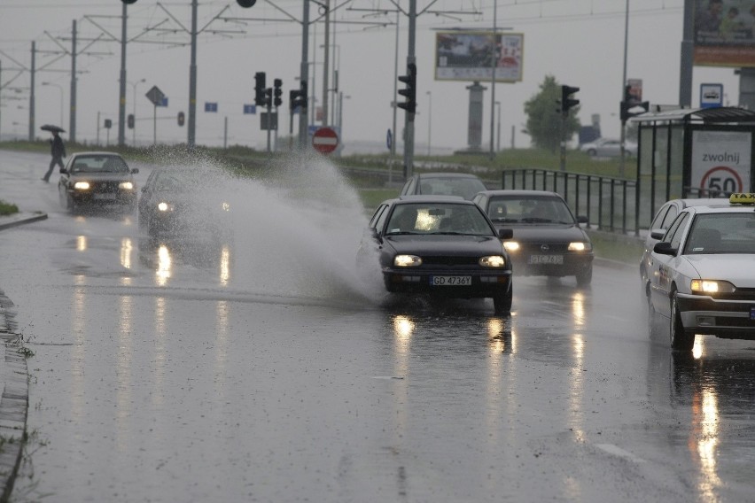 W piątek pogoda będzie jeszcze gorsza. Miesięczna porcja deszczu spadnie na Łódź