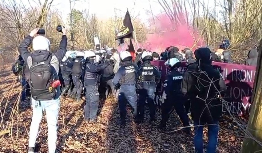 W sobotę (12 lutego) doszło do zamieszek w Krośnie...