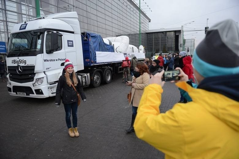 Big Stig w Poznaniu: Ogromny posąg pojawił się na MTP / Fot....