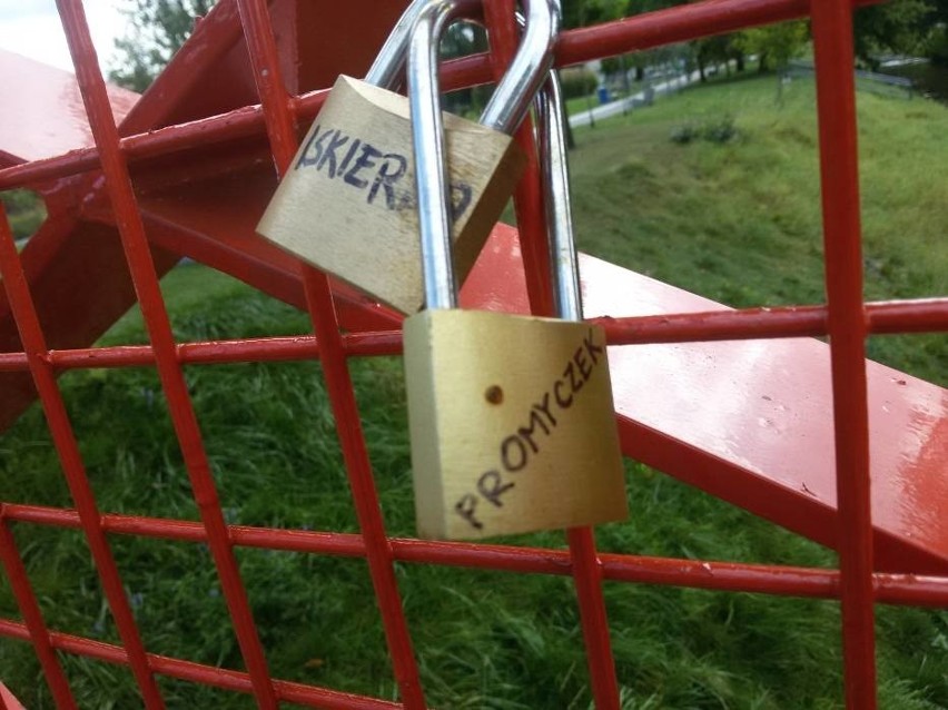 Rybnik: Jemioła na mostku nad Nacyną. Będą życzenia i...