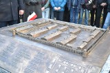 Niezgoda o Zgodę. W Świętochłowicach odsłonięto makietę obozu koncentracyjnego, który tam działał. ZDJĘCIA