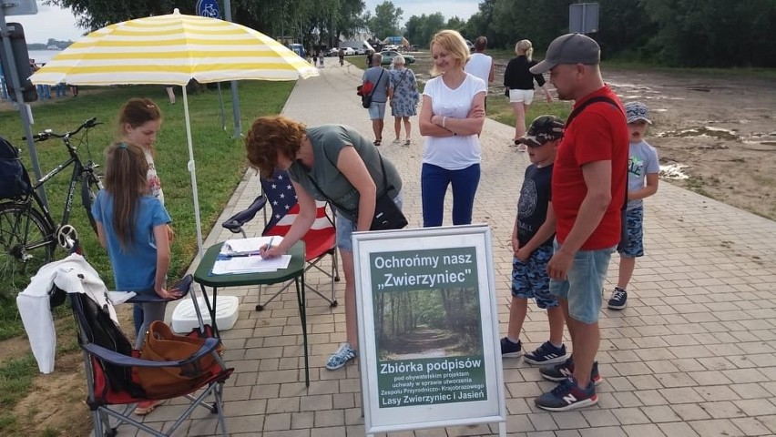 Przenośne punkty zbierania podpisów będą działać również w...