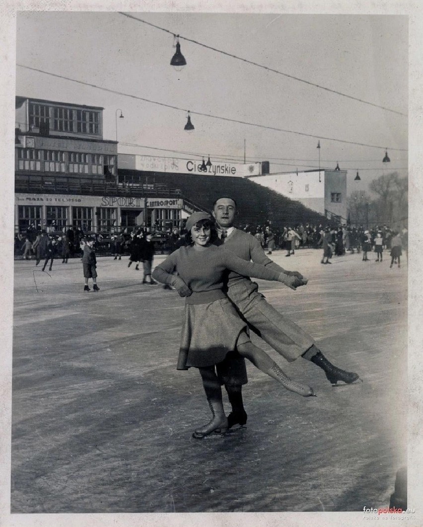 "Torkat"  to sztuczne lodowisko, które mieściło się przy ul....