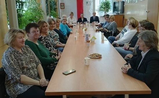 Przedstawiciele samorządu gminy Czarnocin spotkali się z przedstawicielkami poszczególnych kół gospodyń wiejskich