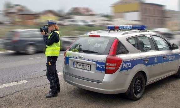 21-letni pirat w bmw przekroczył prędkość o 71 km/h