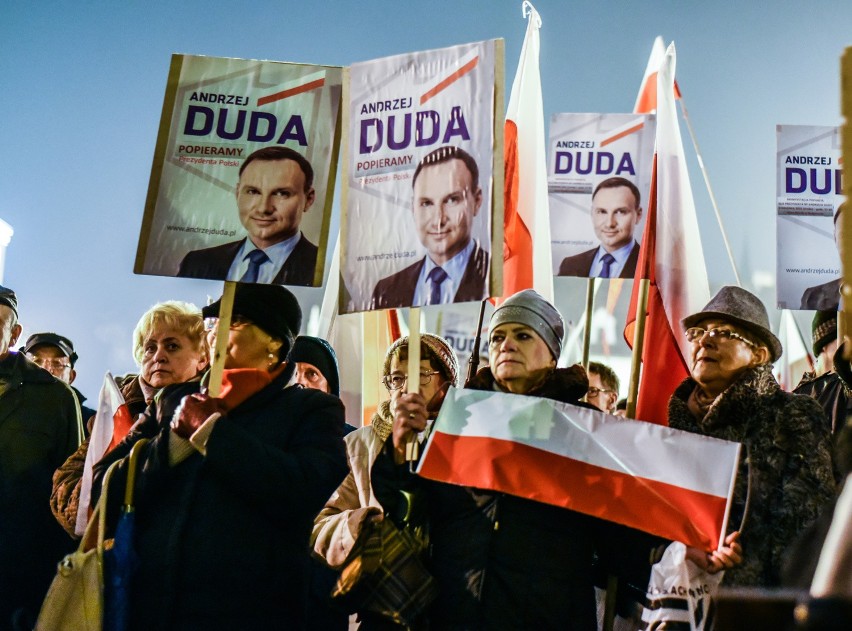 Dla prezydenta Dudy. Na Starym Rynku w Bydgoszczy...