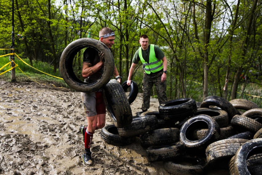 Runmageddon Kraków 2019. Niedziela. Mordercza walka z przeszkodami! [NOWE ZDJĘCIA]