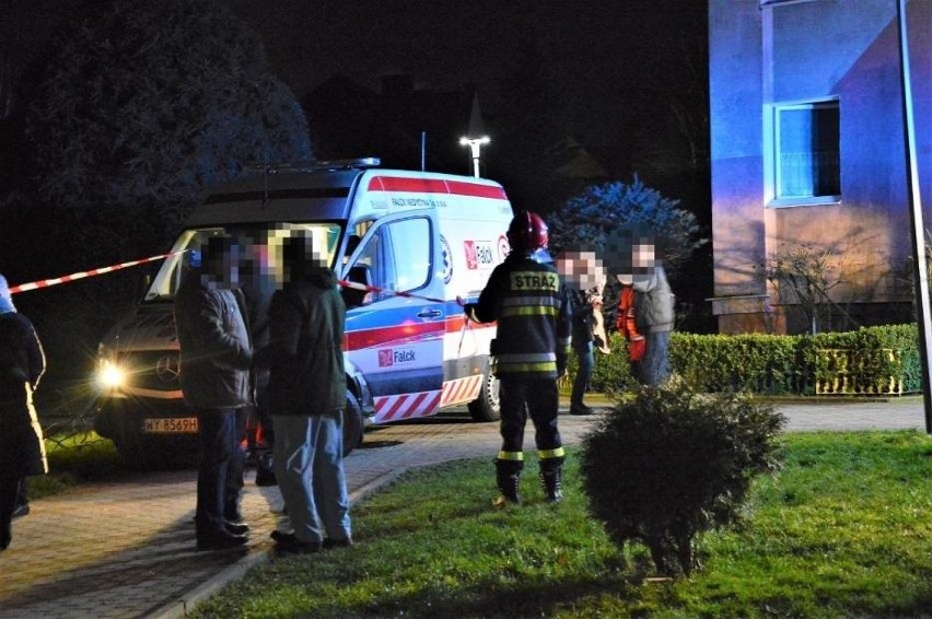 Zatrucie czadem w Sławnie. 17 osób przewieziono do szpitala. Jedną z kobiet reanimowano [ZDJĘCIA] 