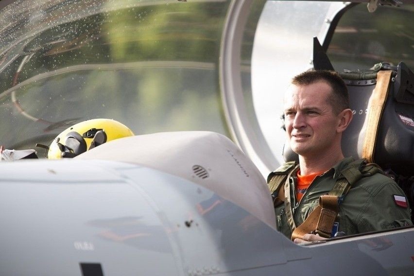 Podpułkownik Dariusz Stachurski służył w lotnictwie...