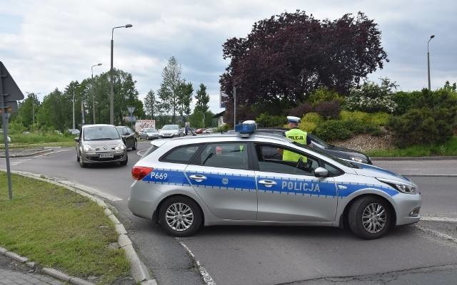 Policja zamknęła drogę w Rybniku