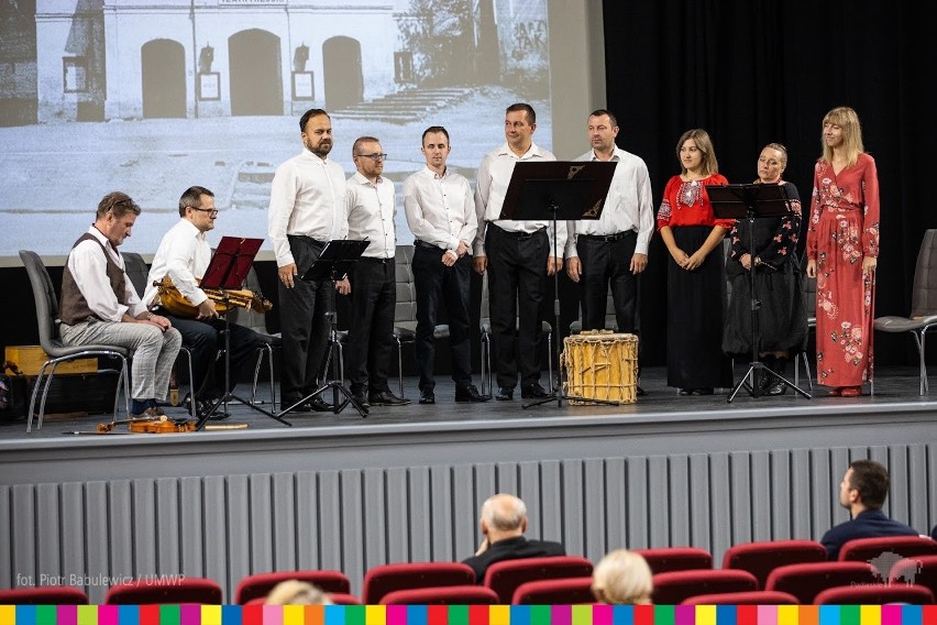 Dzisiaj (17 września) Klub Sztuki Filmowej i Teatralnej...